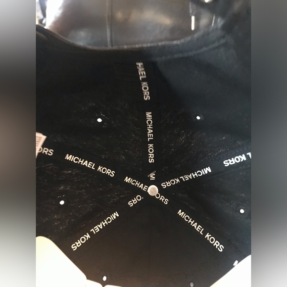 NW Michael Kors Cap - Picture 13 of 14